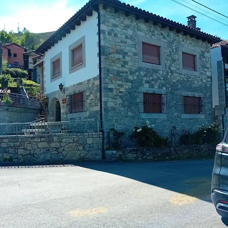 Chalet Vete Polo Segau, Seguencu