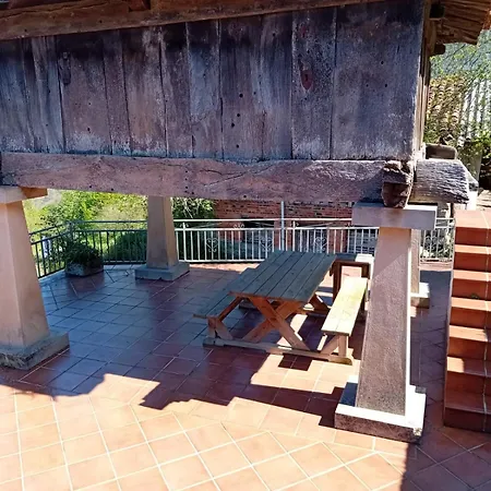 Chalet Vete Polo Segau, Seguencu