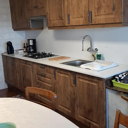 Chalet Vete Polo Segau, Seguencu